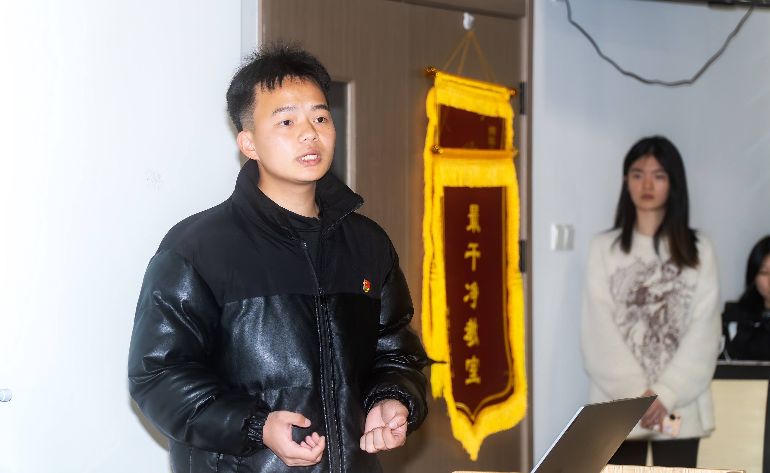 谢福财学科竞赛分享现场